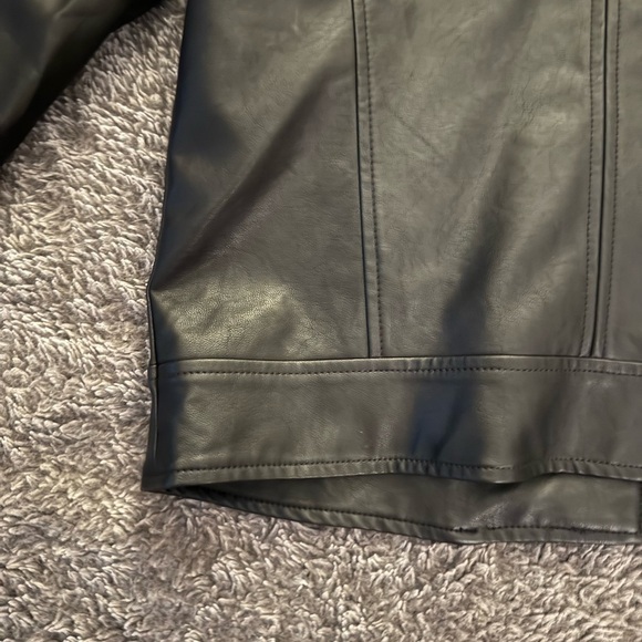 BAGATELLE Women’s Moto Jacket - Picture 7 of 16